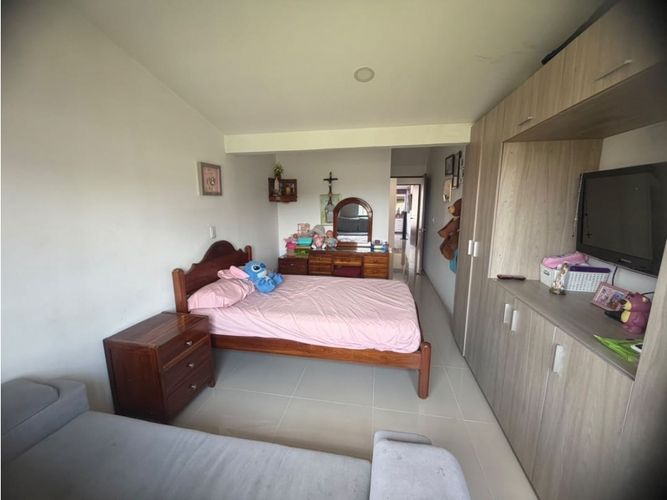 Casa de 4 alcobas en venta en La Carolina, Cali, 232 m² · foto 20 de 24