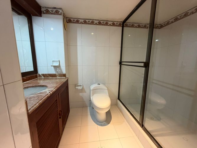Apartamento de 3 alcobas en venta en Niza, Bogotá, 160 m² · foto 14 de 15