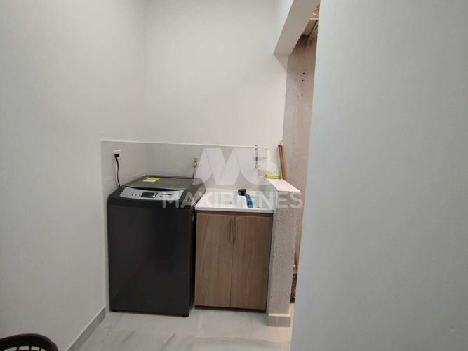 Apartamento de 3 alcobas en venta en El Salvador, Apartado, 95 m² · foto 10 de 24