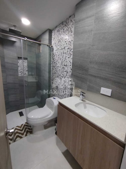 Apartamento de 3 alcobas en venta en El Salvador, Apartado, 95 m² · foto 22 de 24