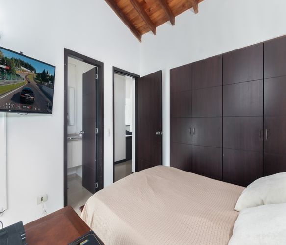 Casa de 4 alcobas en venta en La Morada, Jamundí, 224 m² · foto 14 de 14