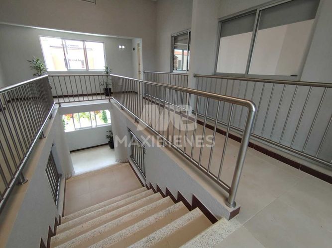 Apartamento de 3 alcobas en arriendo en El Salvador, Apartado, 95 m² · foto 8 de 24