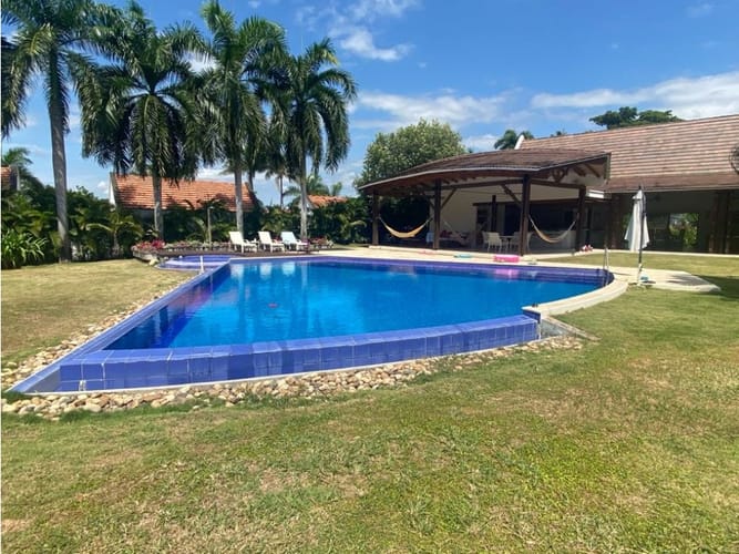 Casa de 4 alcobas en venta en Bosques De Peñalisa, Ricaurte, 455 m² · foto 4 de 18