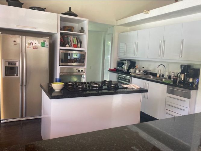 Casa de 4 alcobas en venta en Bosques De Peñalisa, Ricaurte, 455 m² · foto 8 de 18