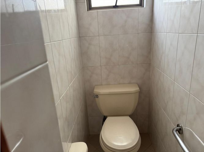 Apartamento de 3 alcobas en venta en Castropol, Medellín, 255 m² · foto 15 de 24
