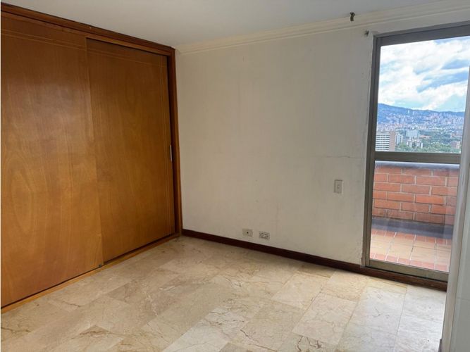 Apartamento de 3 alcobas en venta en Castropol, Medellín, 255 m² · foto 20 de 24