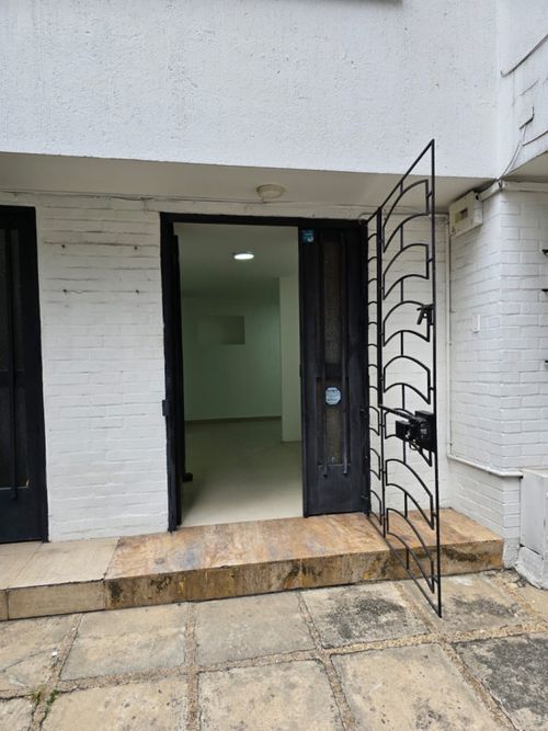 Casa en venta en Santa Barbara Oriental, Bogotá · foto 6 de 24