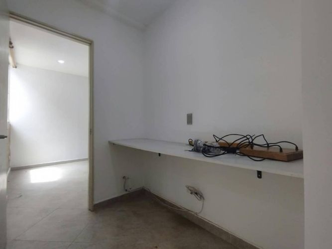 Apartamento de 3 alcobas en arriendo en Loma De San Jose, Sabaneta, 55 m² · foto 7 de 23