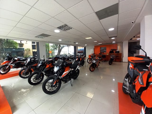 Local en venta en Granada, Cali, 729 m² · foto 3 de 24