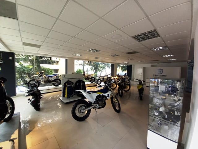 Local en venta en Granada, Cali, 729 m² · foto 11 de 24