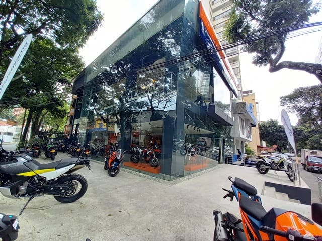 Local en venta en Granada, Cali, 729 m² · foto 17 de 24