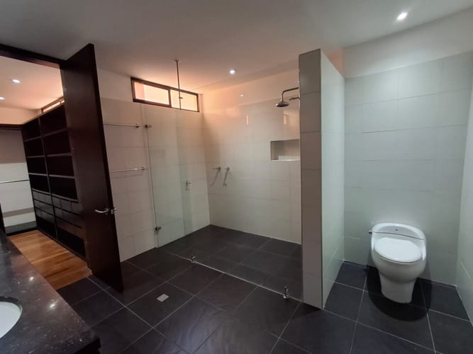 Casa de 4 alcobas en venta en El Virrey, Bogotá, 260 m² · foto 15 de 24
