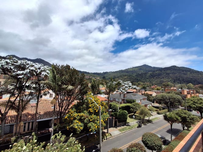 Casa de 4 alcobas en venta en El Virrey, Bogotá, 260 m² · foto 16 de 24