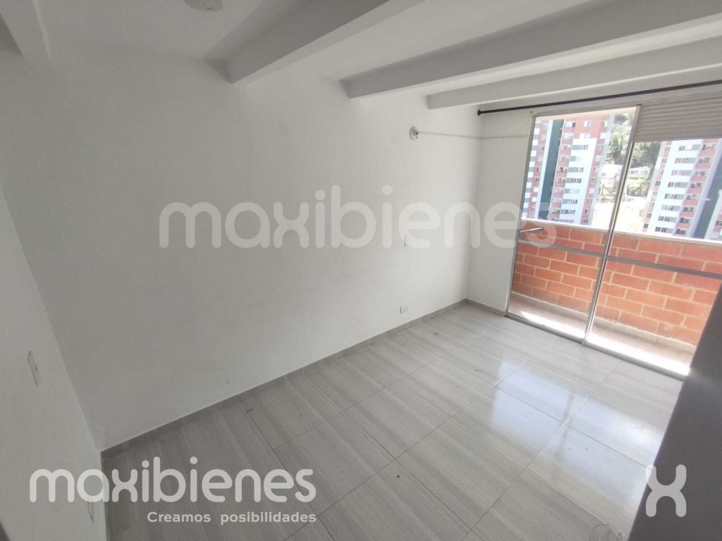 Apartamento en venta en Pajarito, Medellín · foto 7 de 14