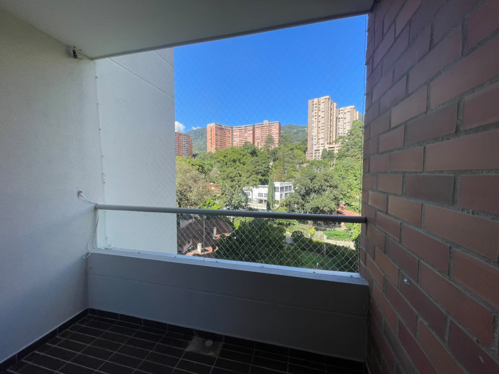 Apartamento en arriendo en Loma De Las Brujas, Envigado · foto 11 de 24
