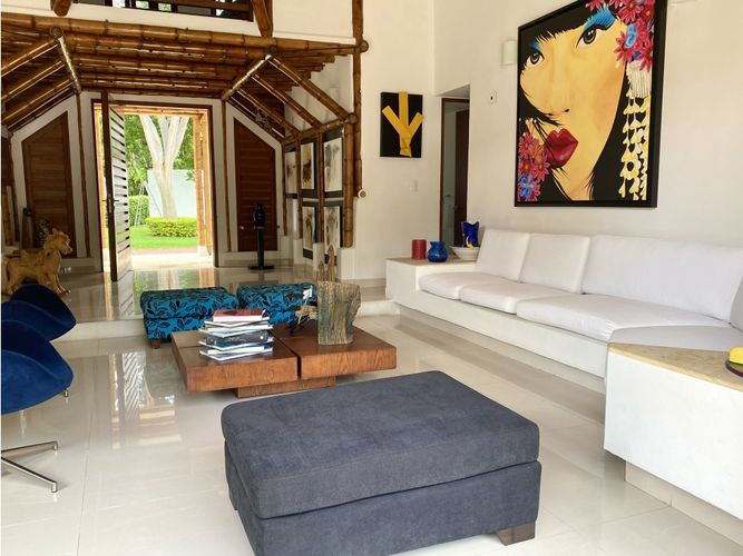 Casa de 4 alcobas en venta en Ricaurte, 400 m² · foto 10 de 15