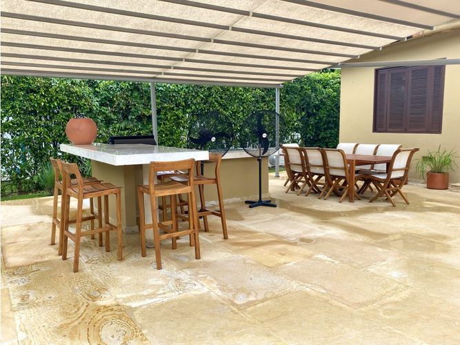 Casa de 4 alcobas en venta en Ricaurte, 400 m² · foto 13 de 15
