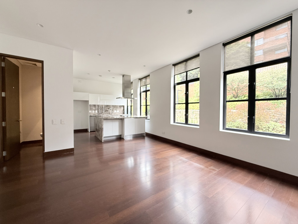 Apartment for rent in Los rosales, Bogotá