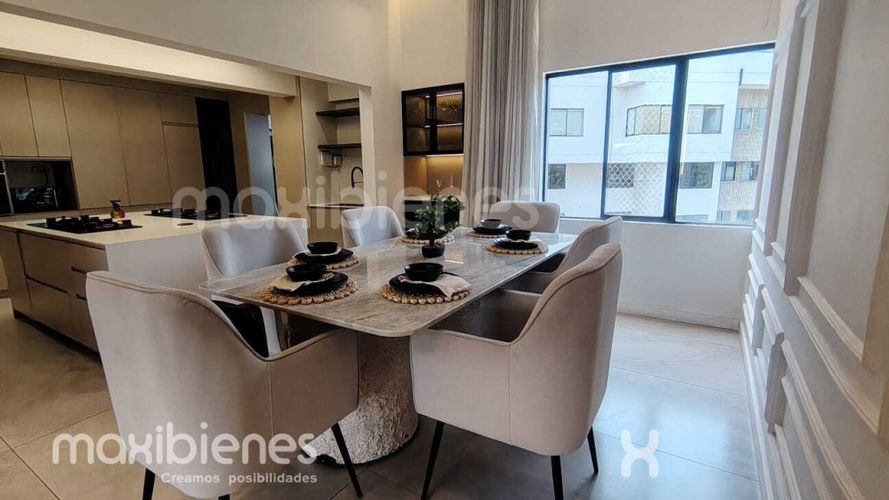 Apartamento de 4 alcobas en venta en El Diamante No. 2, Medellín, 420 m² · foto 4 de 24