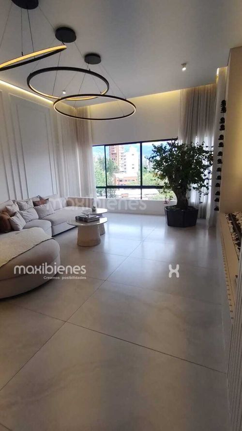 Apartamento de 4 alcobas en venta en El Diamante No. 2, Medellín, 420 m² · foto 15 de 24