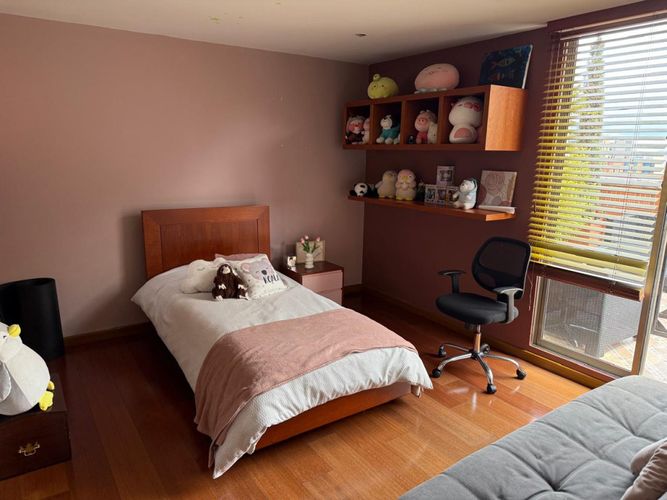 Apartamento de 3 alcobas en venta en Santa Barbara Alta, Bogotá, 228 m² · foto 9 de 14