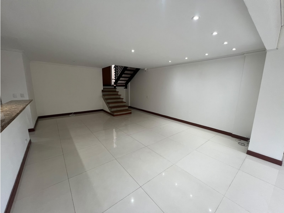 Casa en arriendo en Las Palmas, Medellín · foto 6 de 24