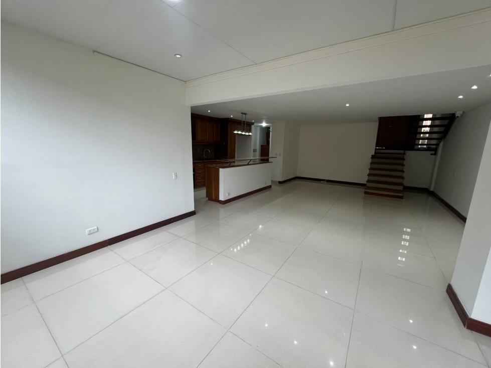 Casa en arriendo en Las Palmas, Medellín · foto 7 de 24