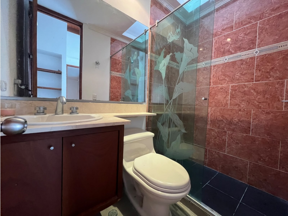 Casa en arriendo en Las Palmas, Medellín · foto 9 de 24