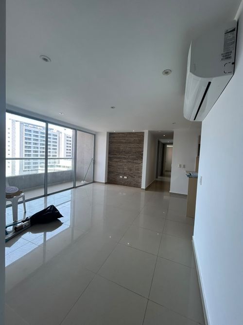 Apartamento de 3 alcobas en arriendo en Urbanizacion Los Corales, Barranquilla, 111 m² · foto 2 de 24