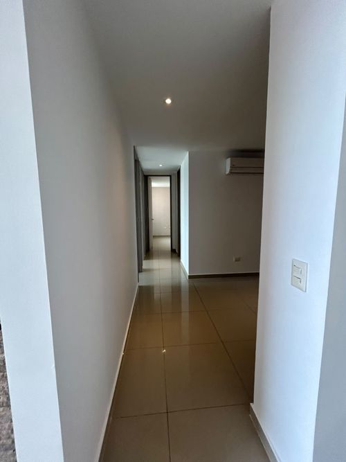 Apartamento de 3 alcobas en arriendo en Urbanizacion Los Corales, Barranquilla, 111 m² · foto 9 de 24