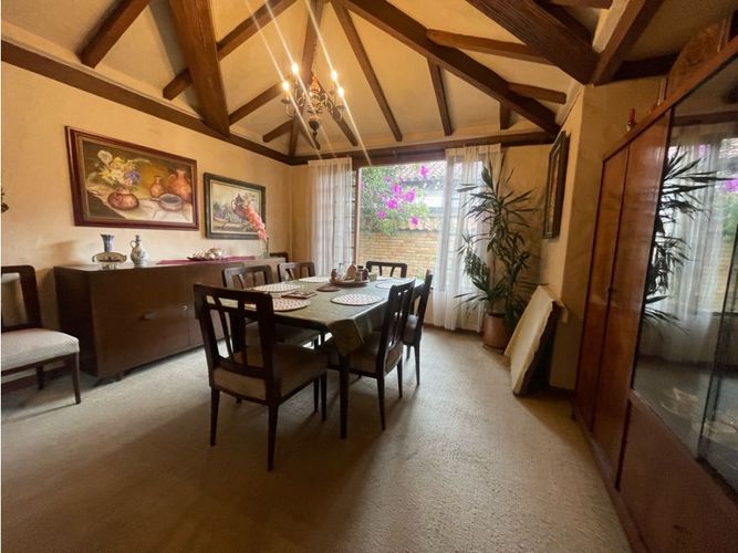 Casa de 5 alcobas en venta en Guaymaral, Bogotá, 220 m² · foto 4 de 24