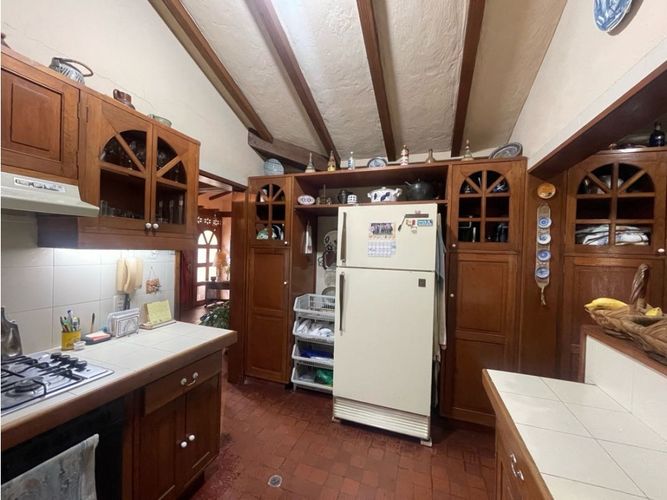 Casa de 5 alcobas en venta en Guaymaral, Bogotá, 220 m² · foto 7 de 24