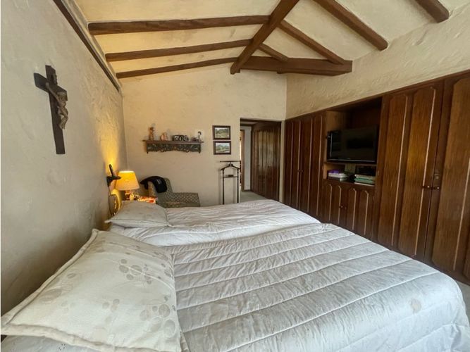 Casa de 5 alcobas en venta en Guaymaral, Bogotá, 220 m² · foto 16 de 24