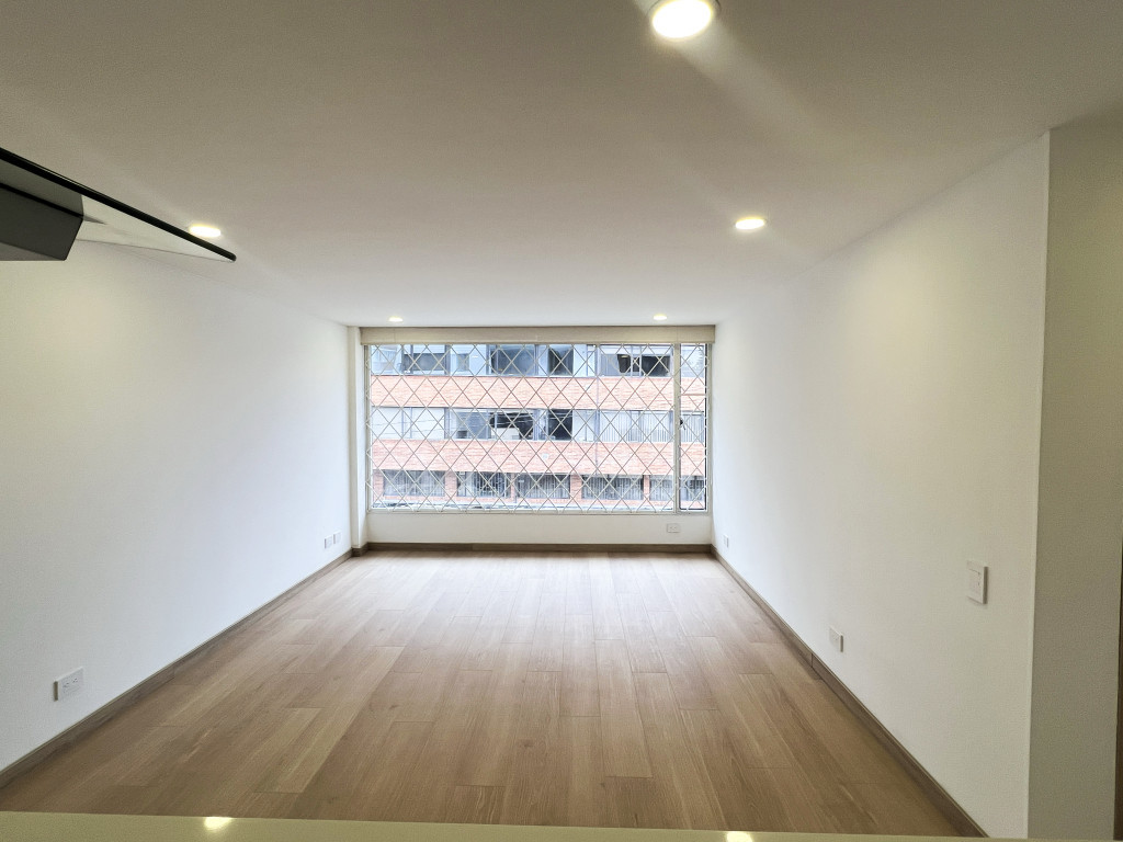 Apartamento en venta en Santa Barbara, Bogotá · foto 2 de 13