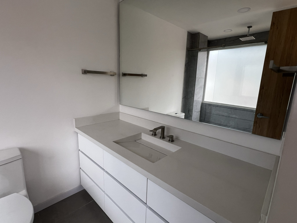 Apartamento en venta en Santa Barbara, Bogotá · foto 7 de 13