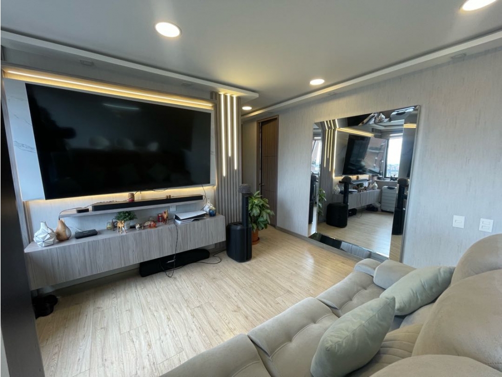 Apartamento en venta en Ciudad Salitre Oriental, Bogotá · foto 7 de 24