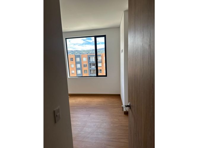 Apartamento de 3 alcobas en venta en Agrupacion Calahorra, Cajicá, 114 m² · foto 15 de 24