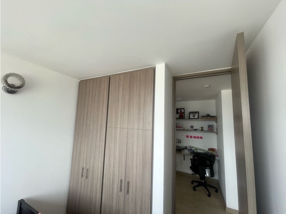 Apartamento en venta en Ciudad Salitre Oriental, Bogotá · foto 18 de 24