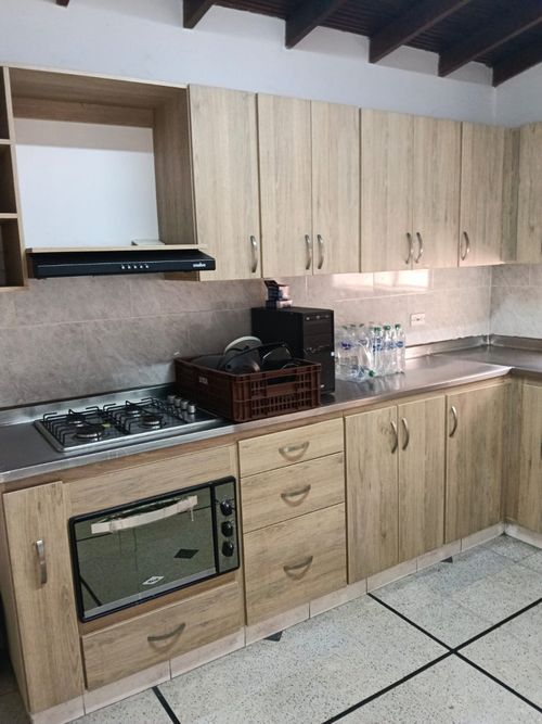 Casa de 3 alcobas en venta en Calasanz, Medellín, 157 m² · foto 2 de 17