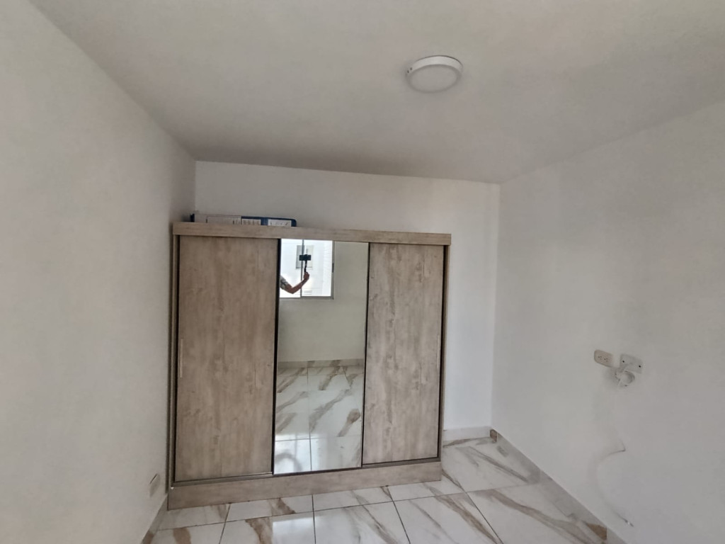 Apartamento en arriendo en Alfonso Lopez, Palmira · foto 7 de 17