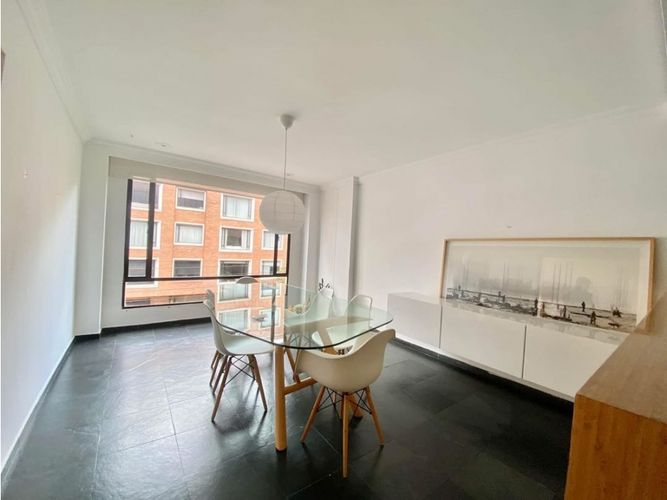 Apartamento de 3 alcobas en venta en Chicó Reservado, Bogotá, 196 m² · foto 4 de 14