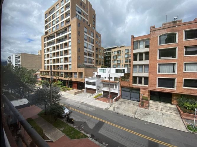 Apartamento de 3 alcobas en venta en Chicó Reservado, Bogotá, 196 m² · foto 7 de 14