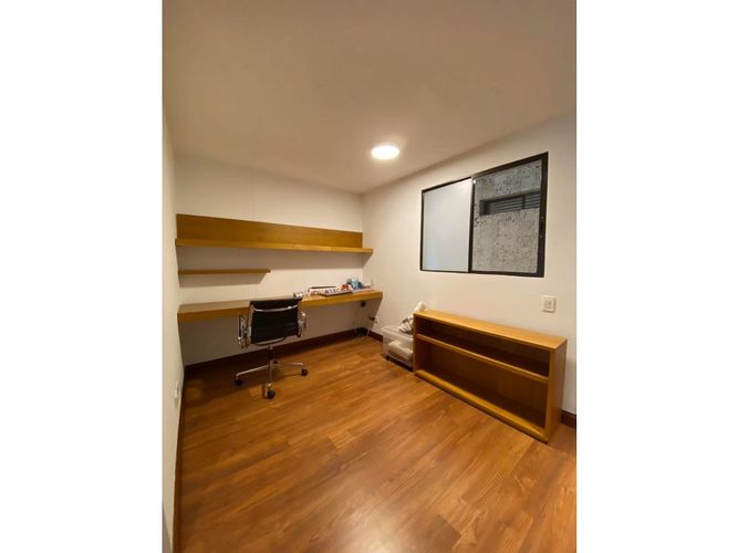 Apartamento de 3 alcobas en venta en Chicó Reservado, Bogotá, 196 m² · foto 9 de 14