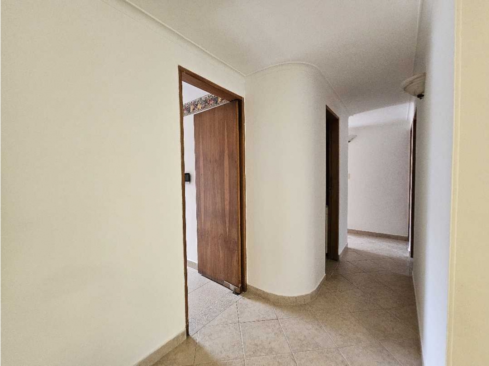 Apartamento en venta en Laureles, Medellín · foto 8 de 24