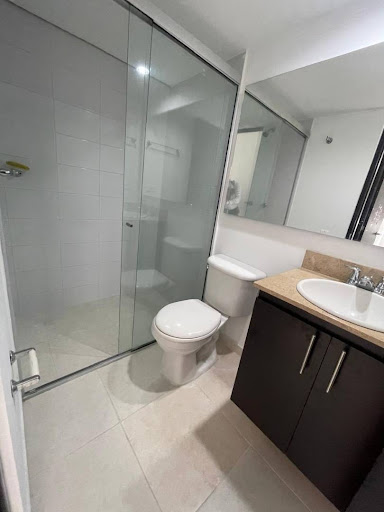 Apartamento en arriendo en La Castellana, Medellín · foto 15 de 20
