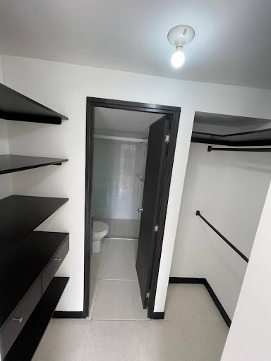 Apartamento en arriendo en La Castellana, Medellín · foto 16 de 20