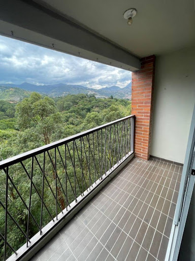 Apartamento en arriendo en La Castellana, Medellín · foto 20 de 20