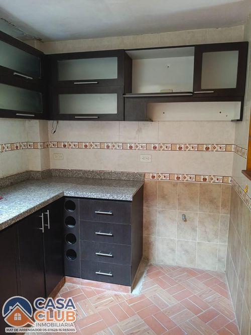 Casa de 4 alcobas en venta en El Molino, Piedecuesta, 100 m² · foto 3 de 14
