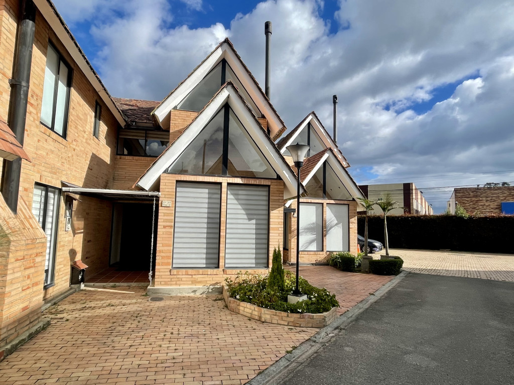 Casa en Arriendo en Bachue, Chía