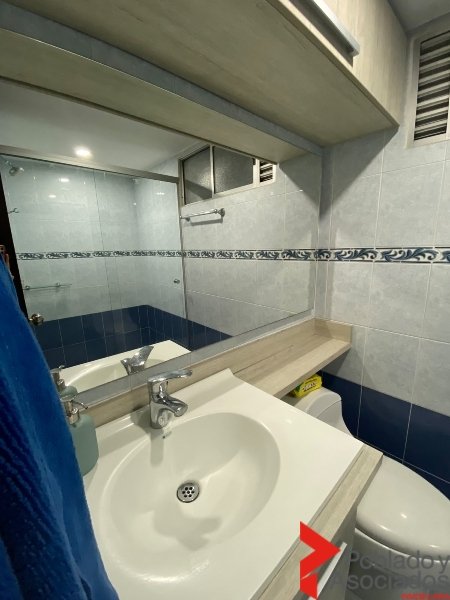 Apartamento en venta en El Poblado, Medellín · foto 9 de 10